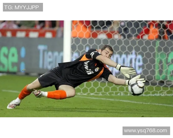 推荐适合足球明星的男士好鞋让你在场上场下都能尽显风采 推荐适合足球明星的男士好鞋让你在场上场下都能尽显风采